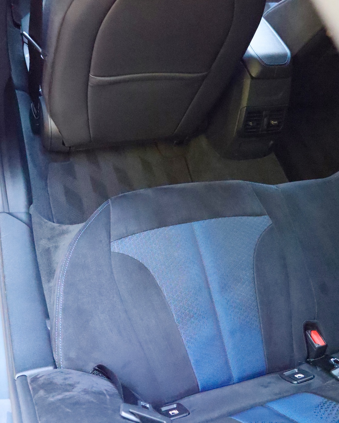 BMW M135i — Detailing Interno completo + Lavaggio sedili in Alcantara