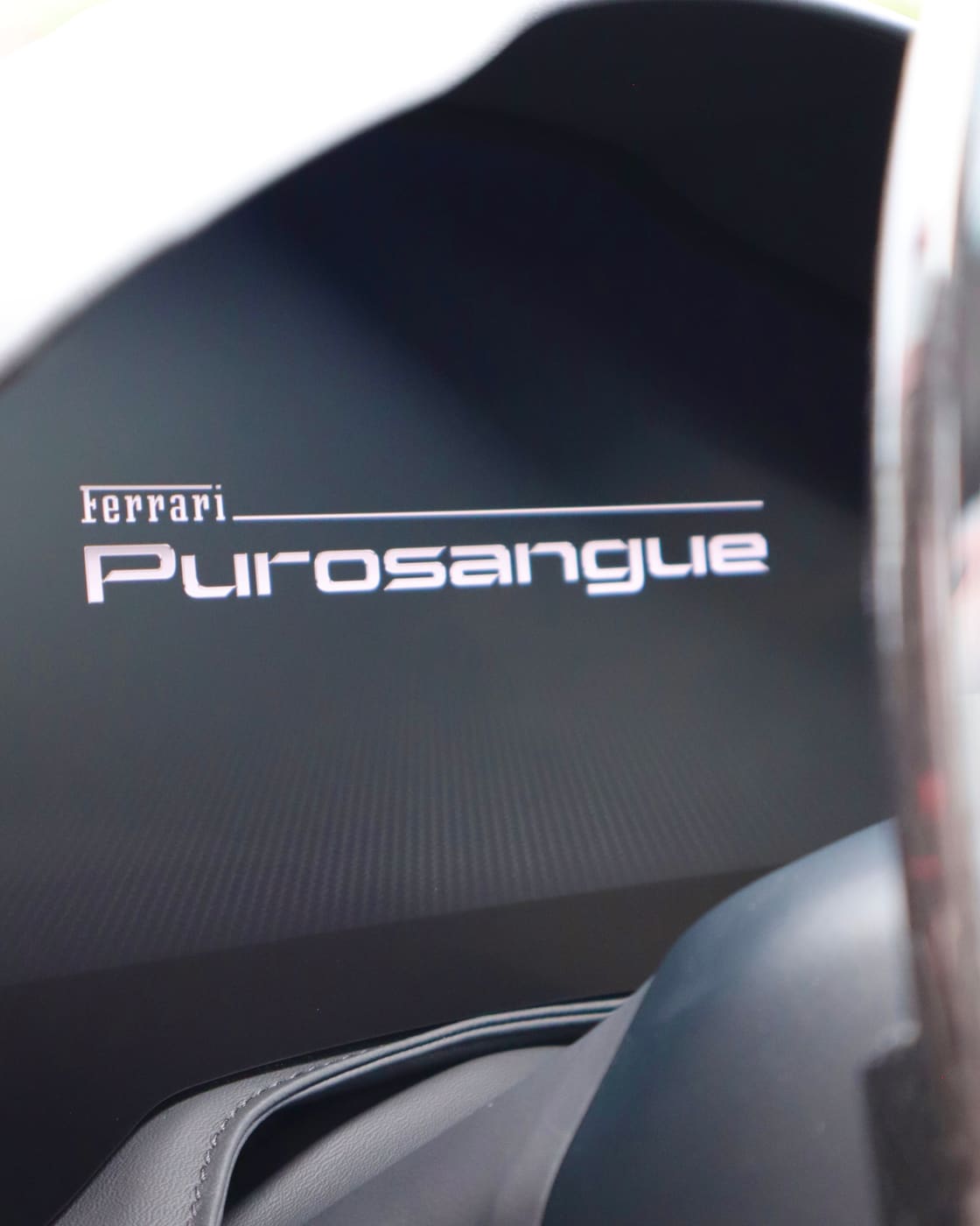 Ferrari Purosangue — Detailing Interno completo